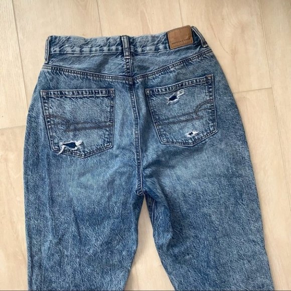 American Eagle Curvy Mom Jeans‎ Women’s Size 6 US Blue Denim High Waisted Ripped - Picture 6 of 10